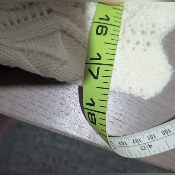 Vintage Handmade Lace Knit Cream Cardigan - Picture 12 of 12